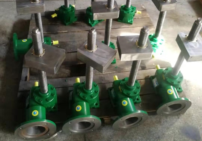 丝杆升降机 丝杆升降机